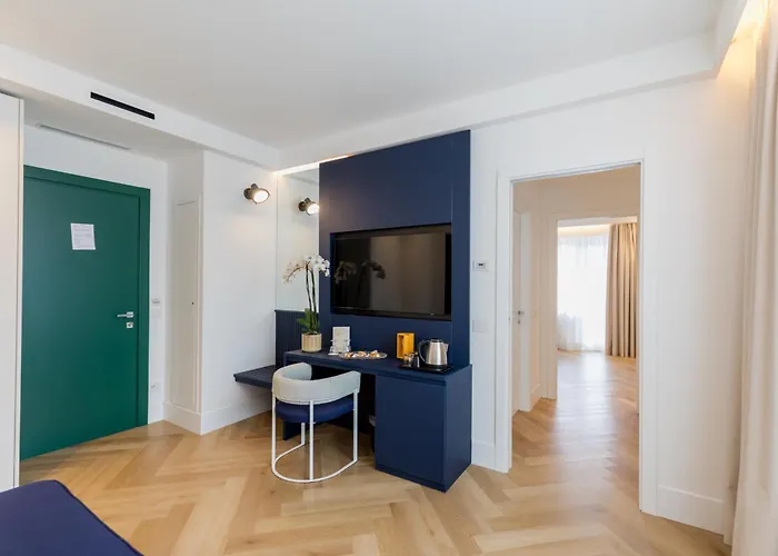 Grand Cesare Augusto Hotel 4*