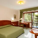 Grand Cesare Augusto Hotel 4*