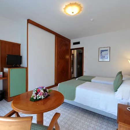 Hotel Grand Cesare Augusto Sorrente