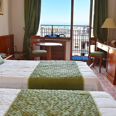 Grand Cesare Augusto 4* סורנטו