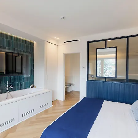Grand Cesare Augusto מלון 4*
