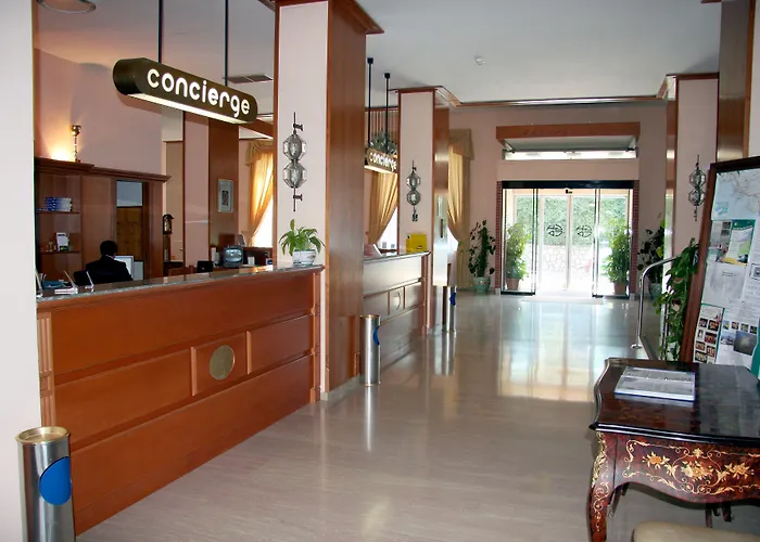 Grand Cesare Augusto 4* سورينتو