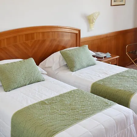 Grand Cesare Augusto Отель 4*
